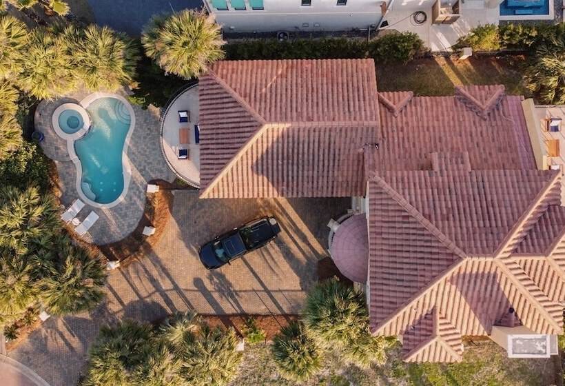 Florence By Avantstay Villa Steps From Beach