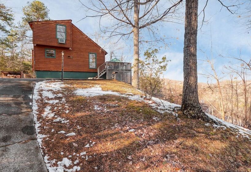 Fontana By Avantstay Gorgeous Mountain Cabin W/ Views, Hot Tub & Game Room!