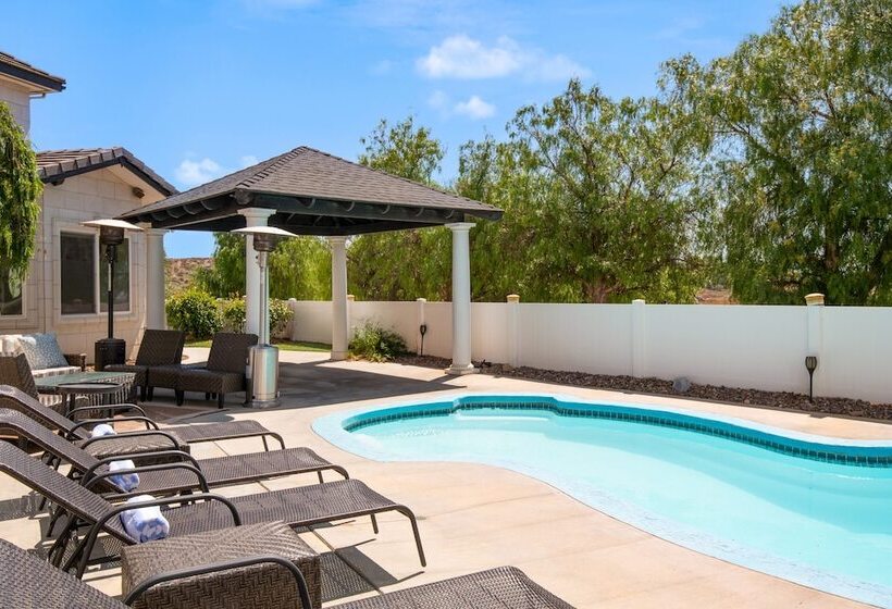 Grand Contento By Avantstay Extraordinary Estate W/ Pool & Movie Room