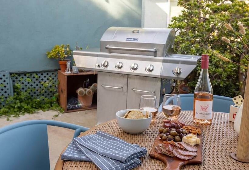 Grant Hill 2 Unit Buyout By Avantstay 7 Br 2 Unit Home W/ Patio