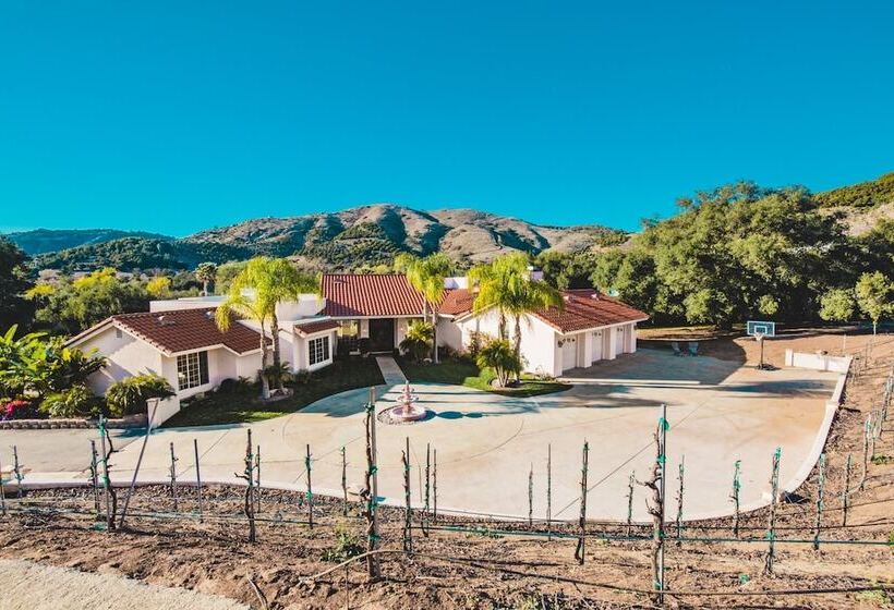 Grapevine By Avantstay Secluded 5br Villa 4 Acres Of Vineyards & Avo Groves!