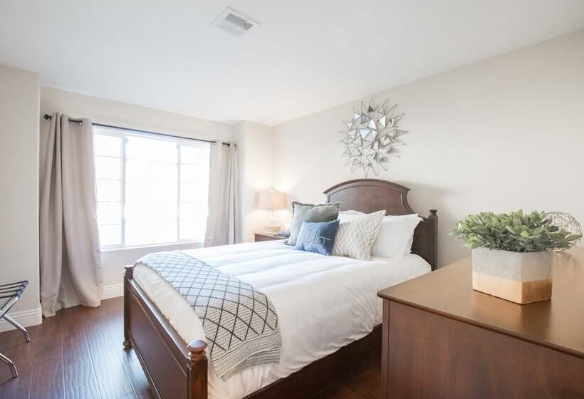 Grapevine By Avantstay Secluded 5br Villa 4 Acres Of Vineyards & Avo Groves!