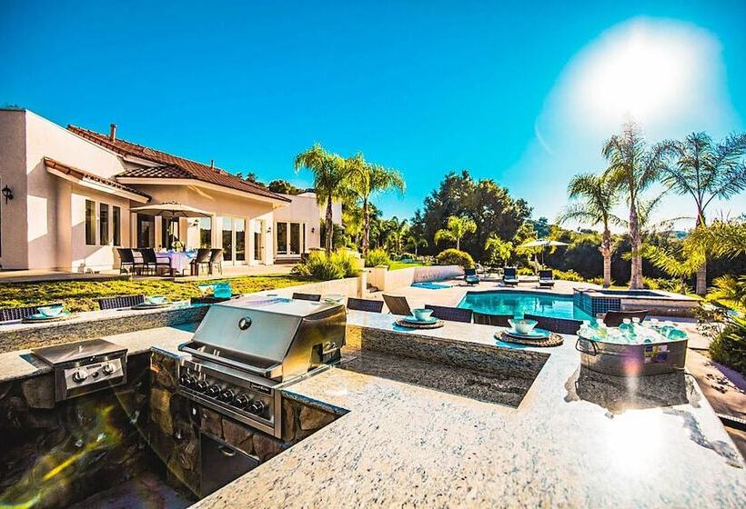 Grapevine By Avantstay Secluded 5br Villa 4 Acres Of Vineyards & Avo Groves!