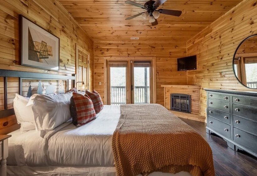 Hickory Ridge By Avantstay Incredible Private Elevated Cabin Sleeps 20!