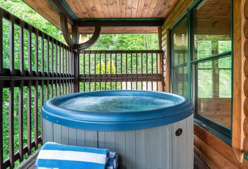 Hickory Ridge By Avantstay Incredible Private Elevated Cabin Sleeps 20!