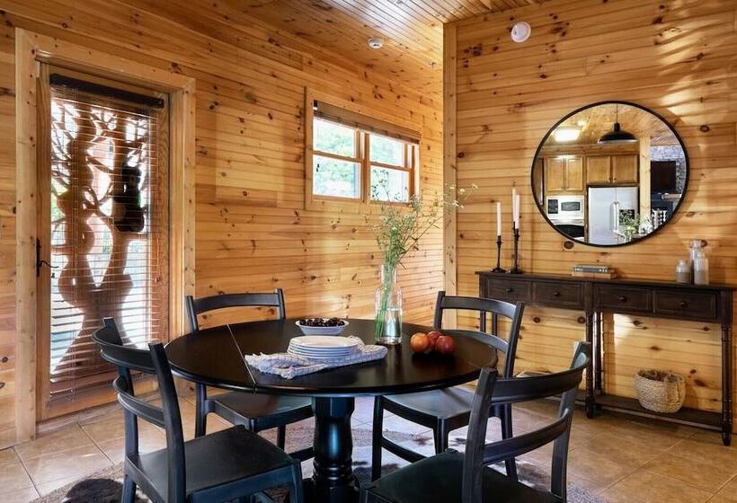 Hickory Ridge By Avantstay Incredible Private Elevated Cabin Sleeps 20!