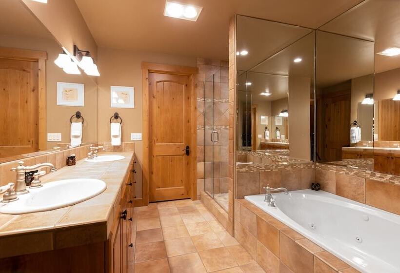 Highline By Avantstay Breathtaking Mountain Home W/ Hot Tub & Views