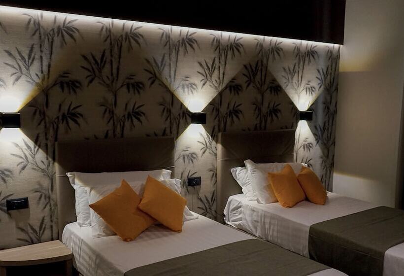 פונדק Lamberti Boutique