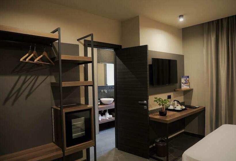 פונדק Lamberti Boutique