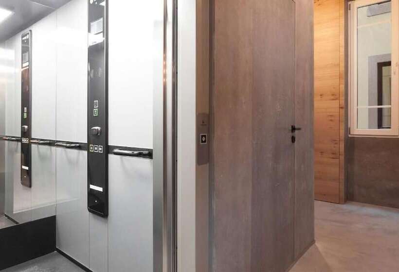 مسافرخانه Nalu Valencia Boutique Rooms