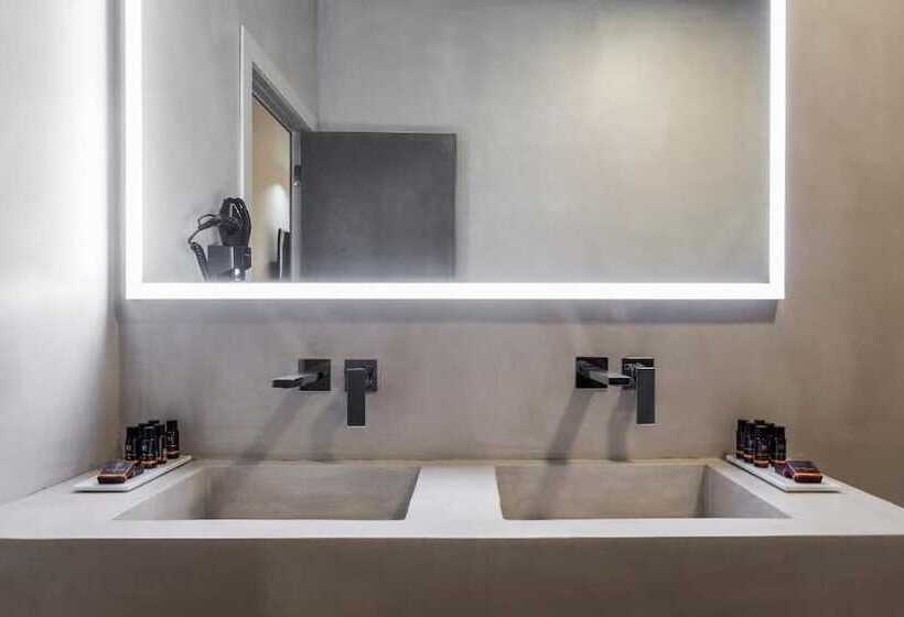 مسافرخانه Nalu Valencia Boutique Rooms