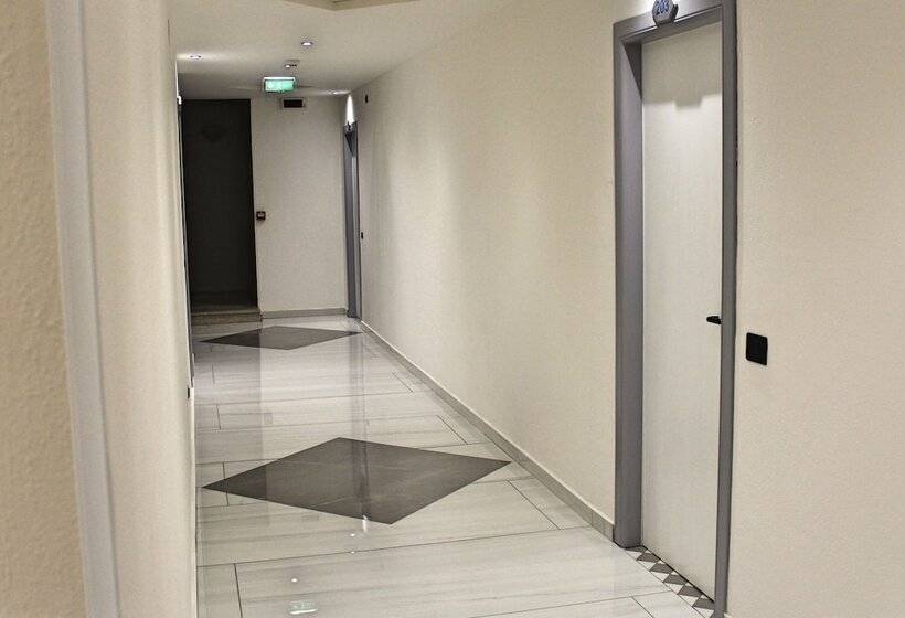 فندق فئة نجمة واحدة Park