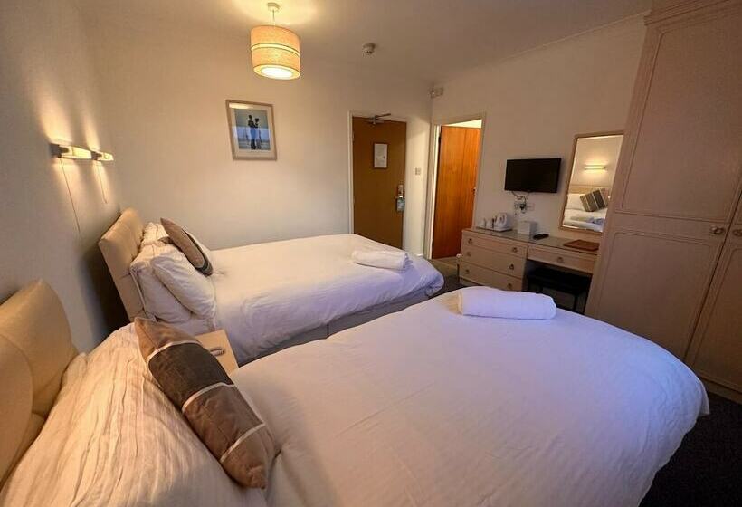 Pine Lodge Hotel & Restaurant Mansfield