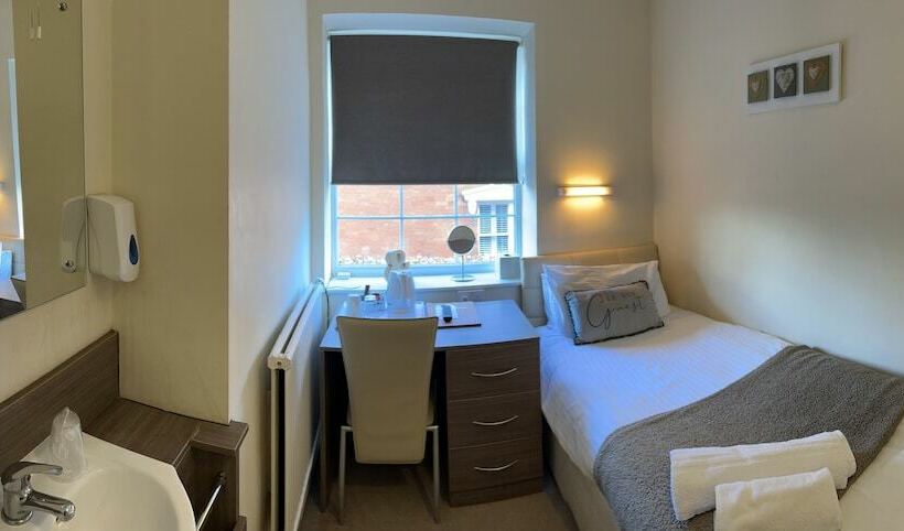 Pine Lodge Hotel & Restaurant Mansfield