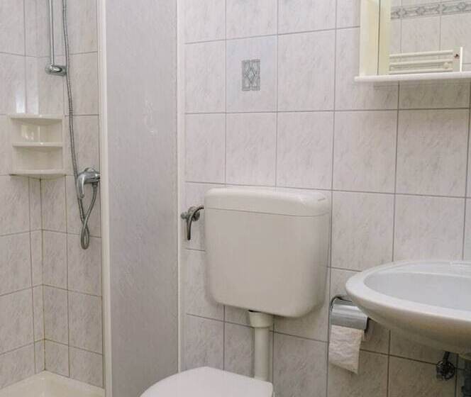 Отель Apartments Villa Adria