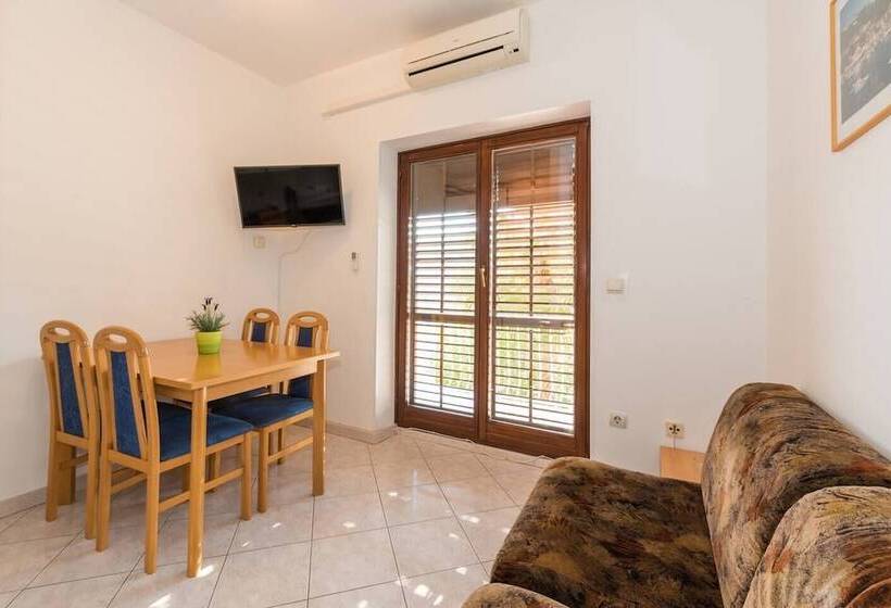 Отель Apartments Villa Adria