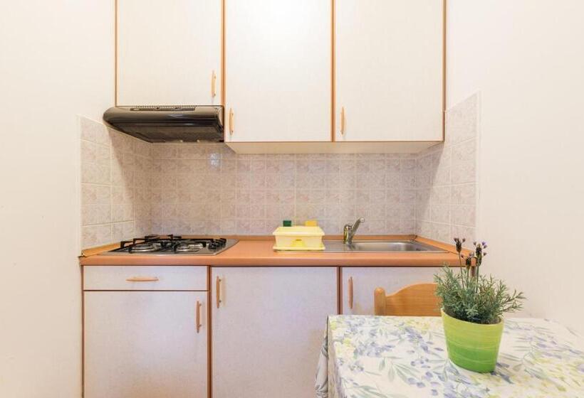 Отель Apartments Villa Adria