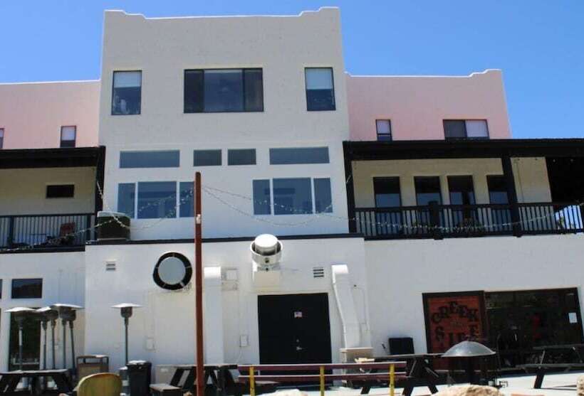 酒店 Creekside Lodge And Cabins