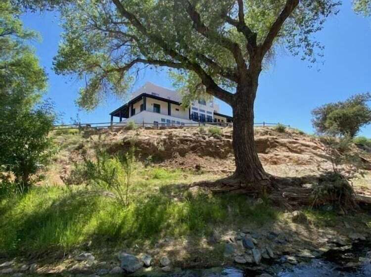 酒店 Creekside Lodge And Cabins