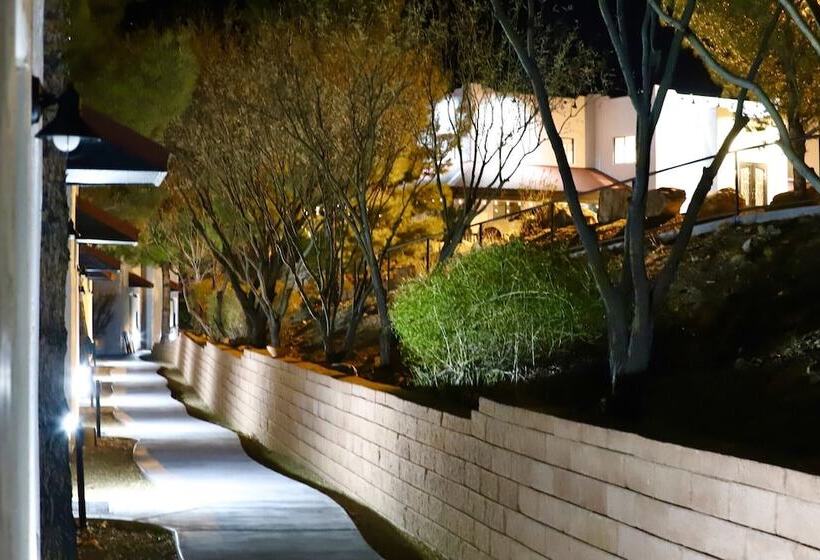 酒店 Creekside Lodge And Cabins