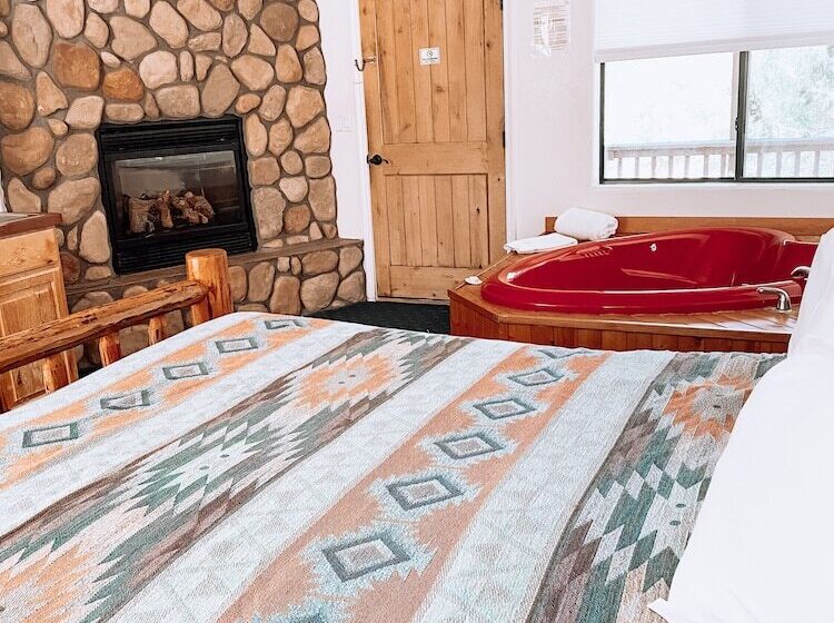 酒店 Creekside Lodge And Cabins