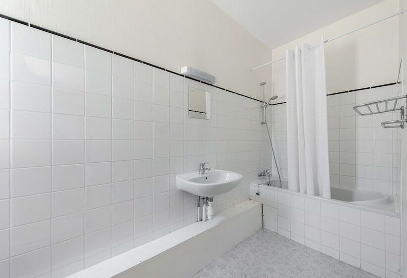 Отель De Trois Mont Blanc