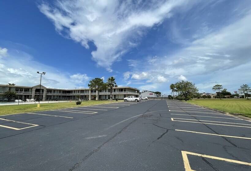 בית מלון כפרי Deluxe Studios