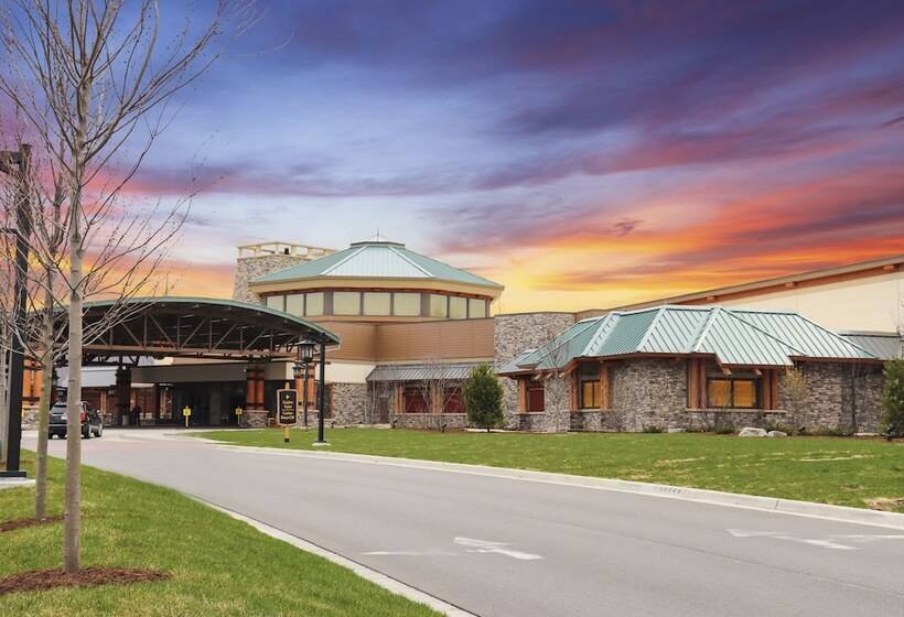 هتل Four Winds Casino South Bend