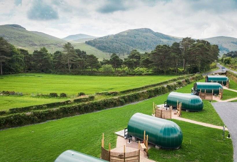 Отель Further.space At Leitrim Lodge