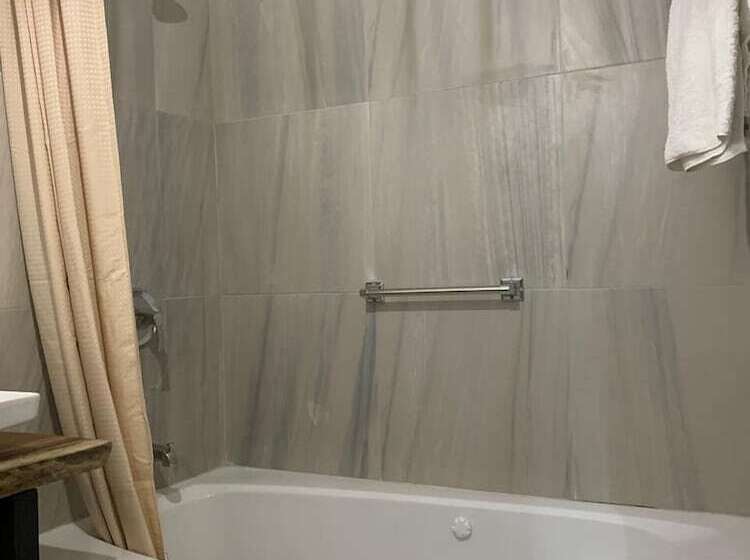 ホテル Garden Suites Tonlá