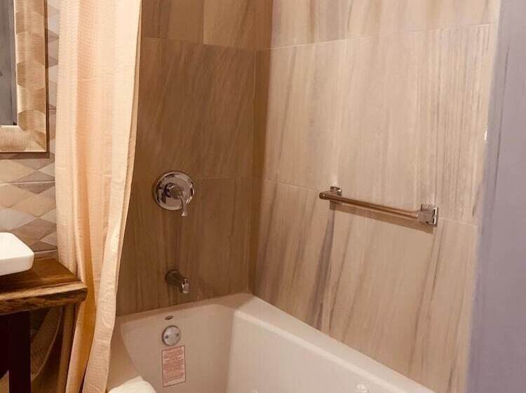 ホテル Garden Suites Tonlá