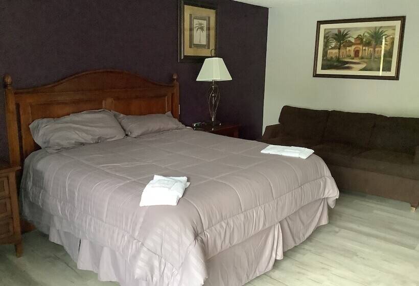 Отель Heritage Park Inn