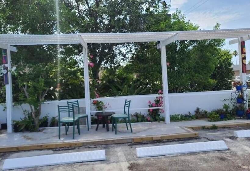 Отель Historic Inn