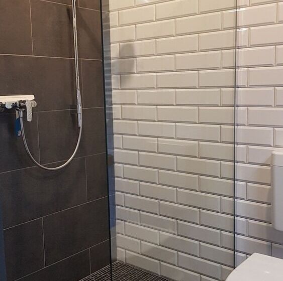 호텔 Hof Wetzenow Self Check In