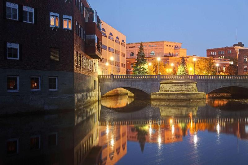 Отель Home2 Suites By Hilton Bangor