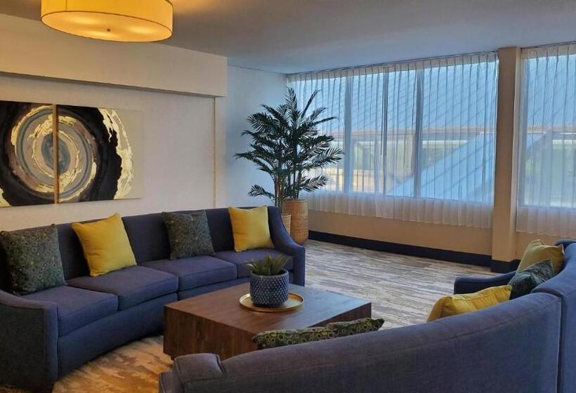 فندق Illinois Beach