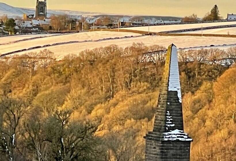 בית מלון כפרי Inviting 4 Berth Caravan In Hebden Bridge