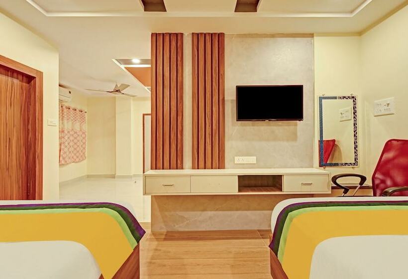 Itsy Hotels Sri Sai Grand Inn