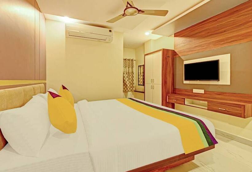 Itsy Hotels Sri Sai Grand Inn