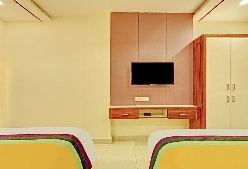 Itsy Hotels Sri Sai Grand Inn