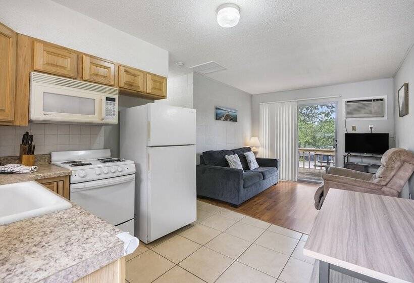 호텔 Kimberling Cove C1