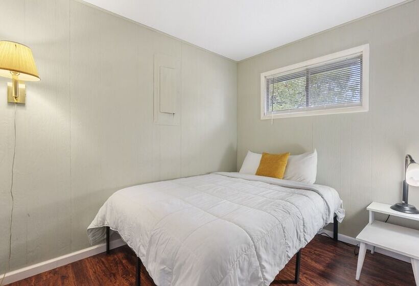 فندق Kimberling Cove C2