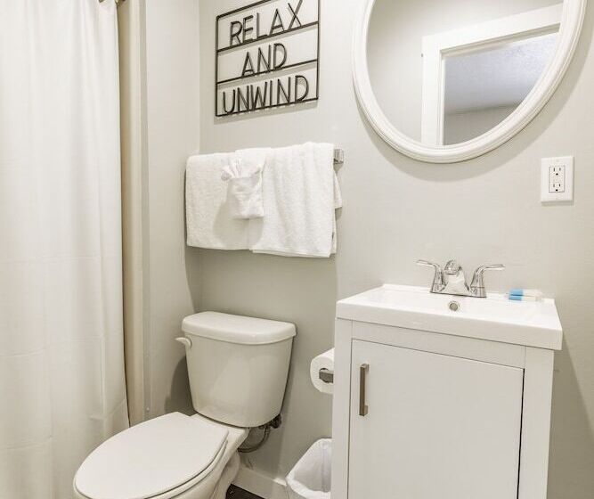 هتل Kimberling Cove M1