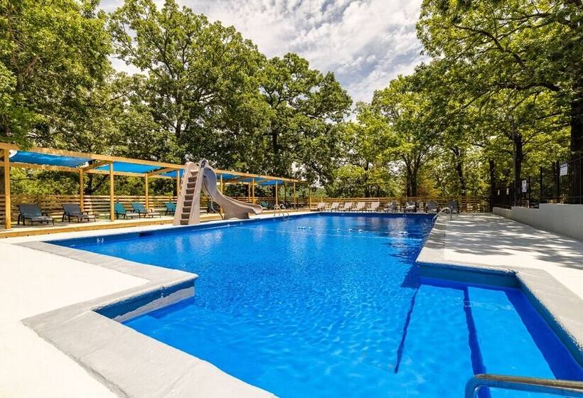 Отель Kimberling Cove M9