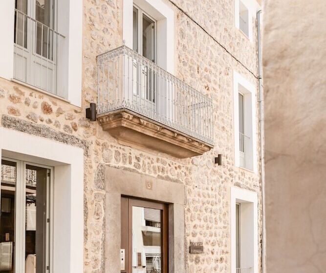 هتل Meem Townhouse