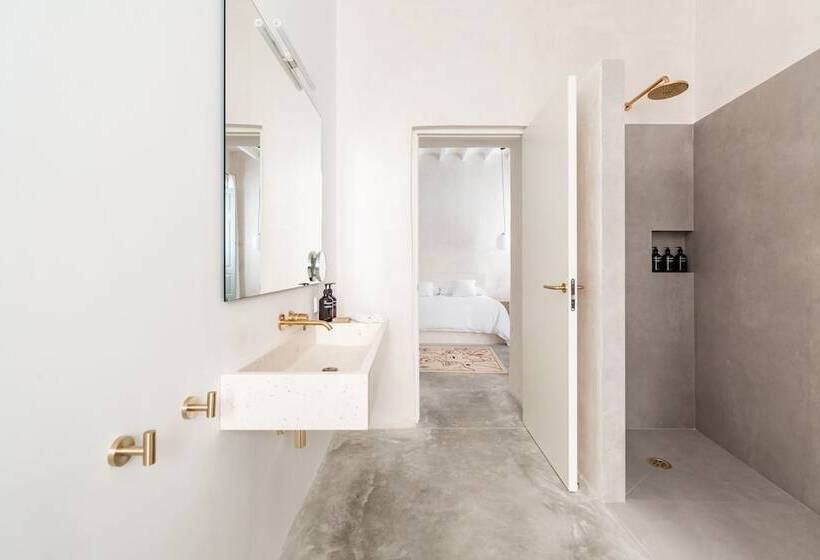 هتل Meem Townhouse