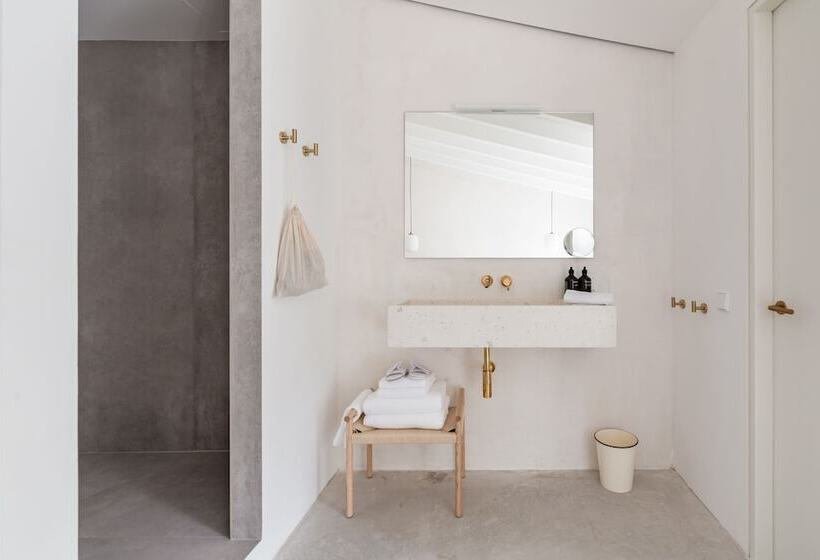 هتل Meem Townhouse