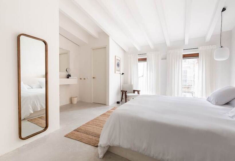 هتل Meem Townhouse