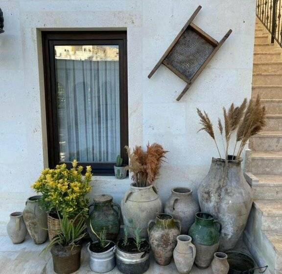 ホテル Nujel M Cappadocia