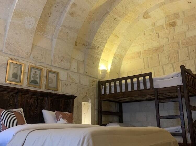 ホテル Nujel M Cappadocia